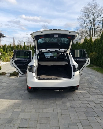 Porsche Cayenne cena 99900 przebieg: 350000, rok produkcji 2011 z Biecz małe 352